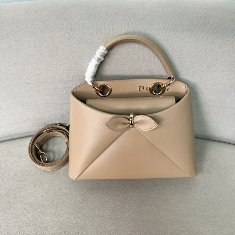 Сумка Dior Cigale с декоративным бантом