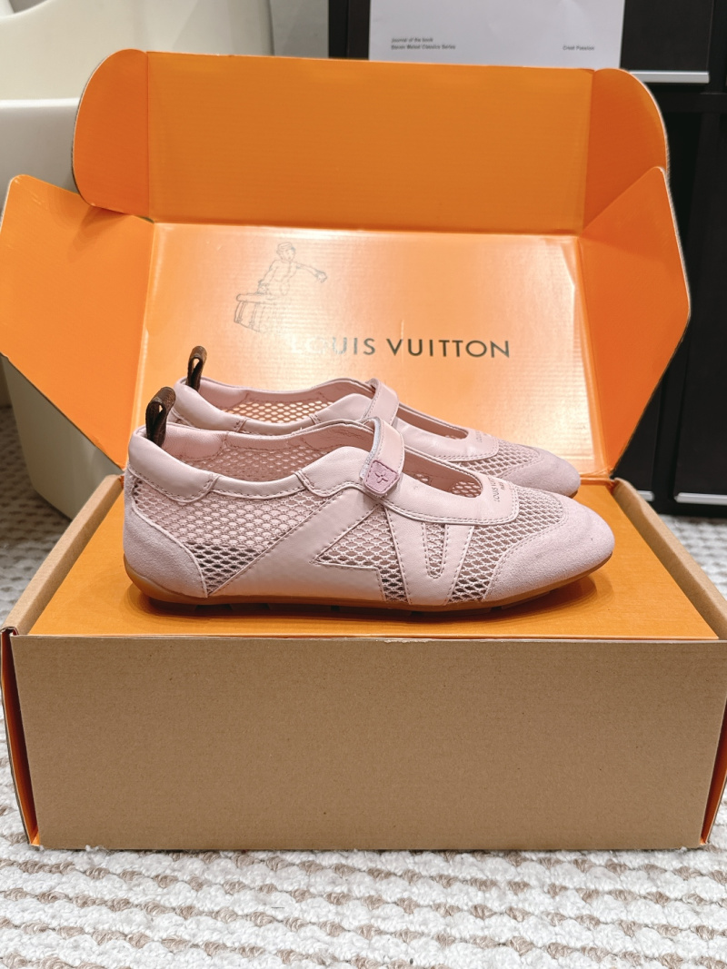 Балетки розовые с замшевой отделкой Louis Vuitton Sneakerina