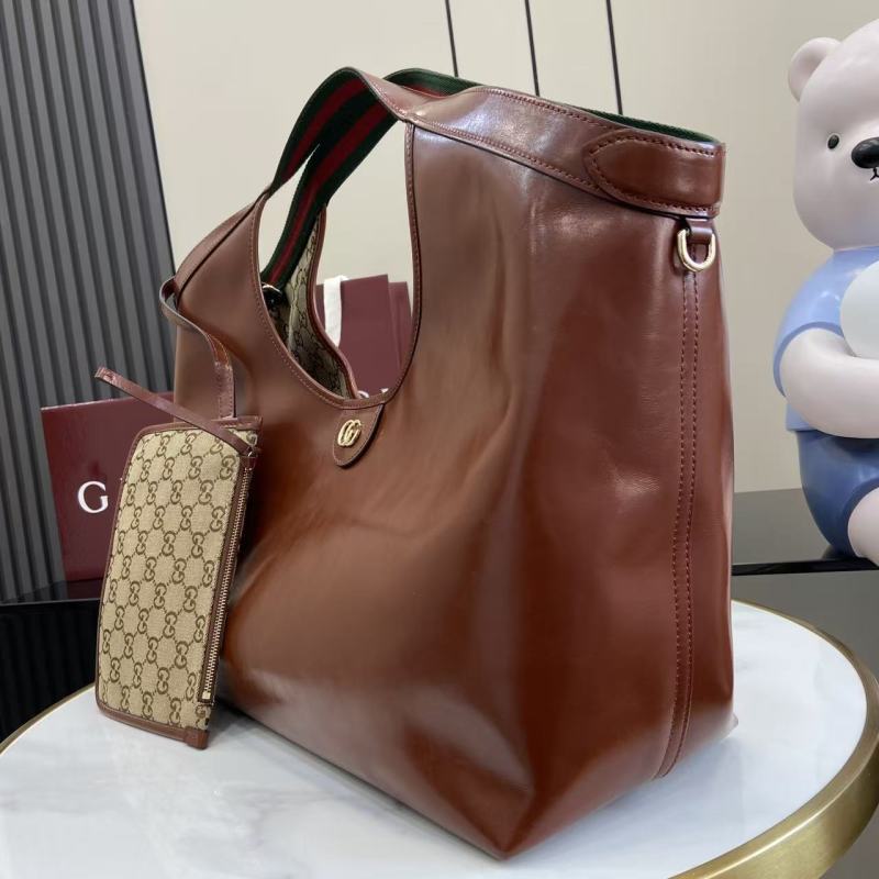 Сумка Gucci с кошельком