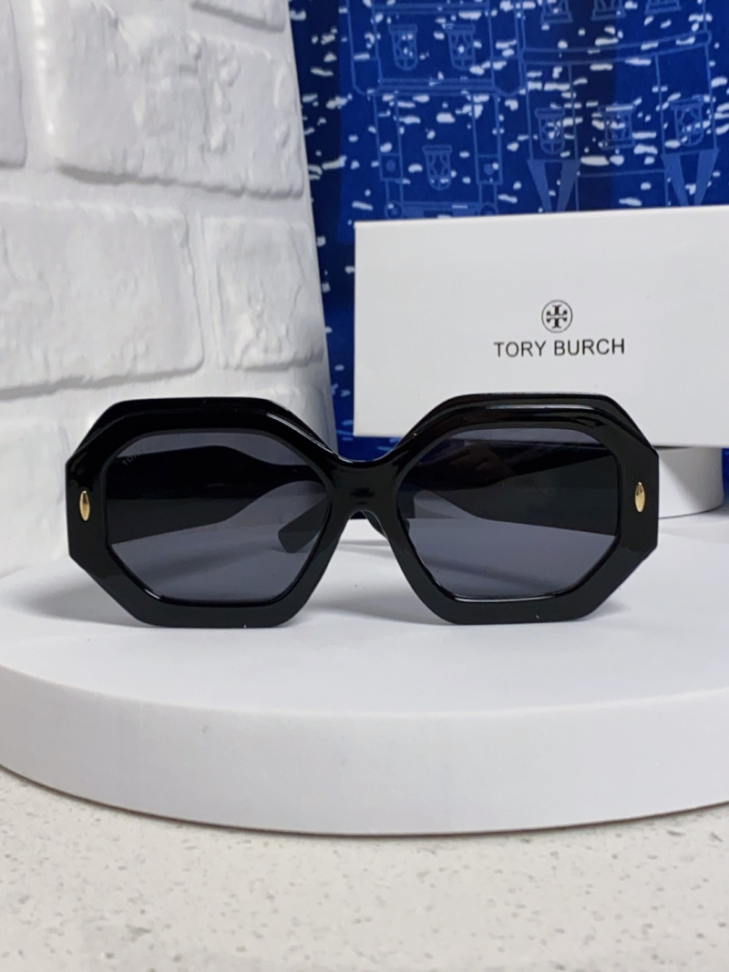 Солнцезащитные очки Tory Burch неправильной формы
