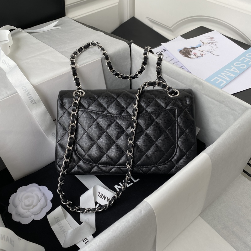 Сумка Chanel Classic Flap, средний размер