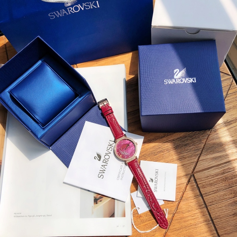 Часы Swarovski