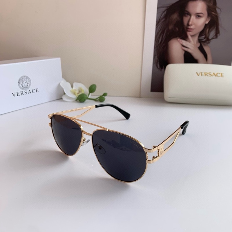 Солнцезащитные очки Versace золотые