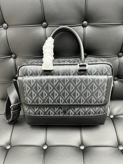Деловая сумка Dior с монограммным принтом