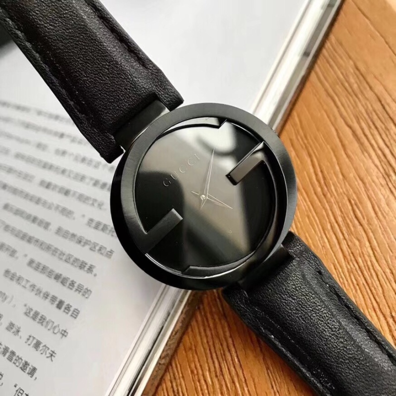 Часы Gucci