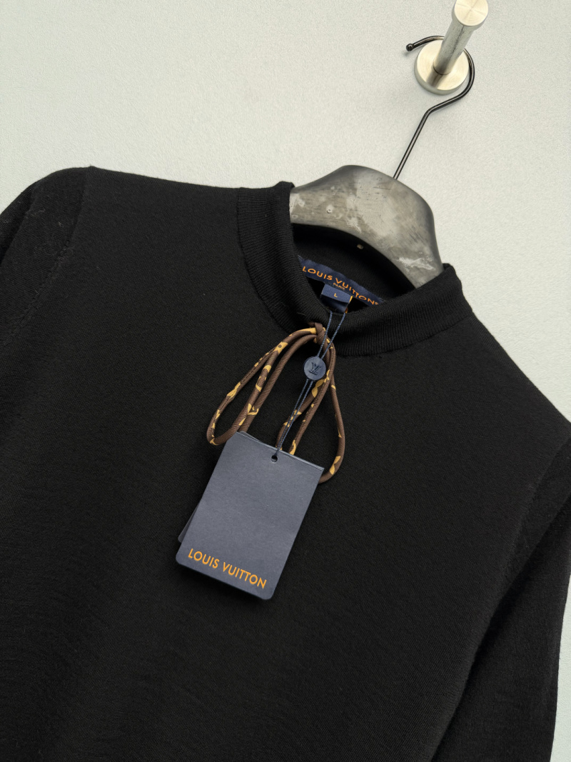 Чёрный свитер Louis Vuitton с логотипом