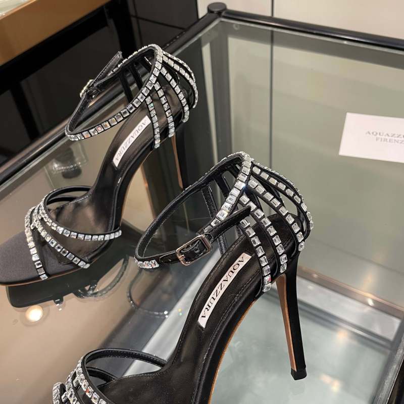 Босоножки Aquazzura на шпильке с кристаллами