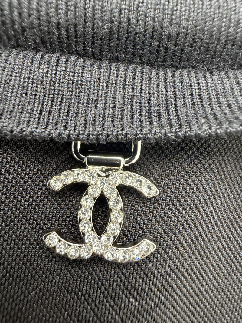 Чёрные брюки Chanel с поясом-резинкой