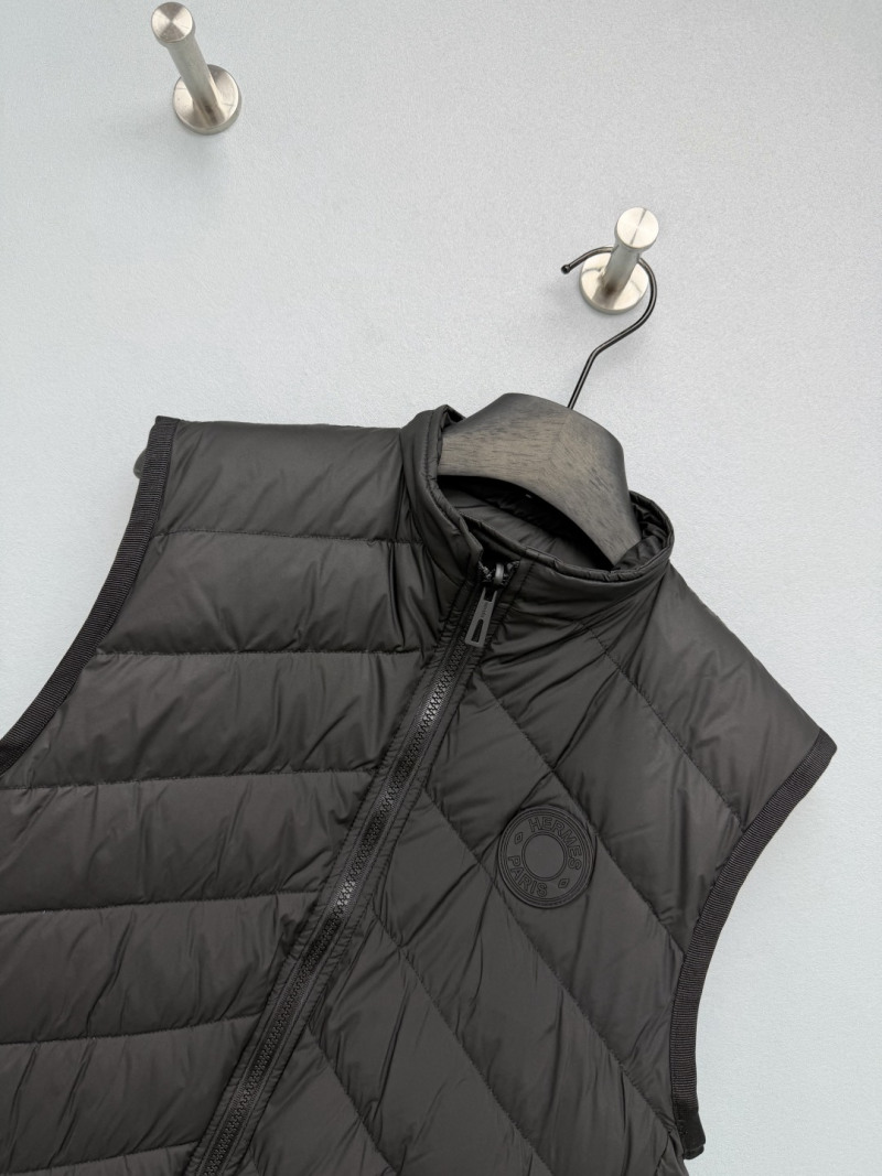 Жилет Balenciaga