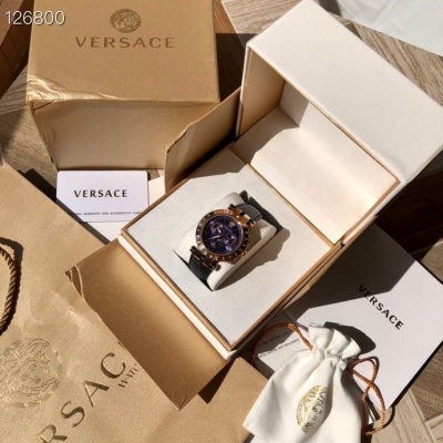 Часы Versace