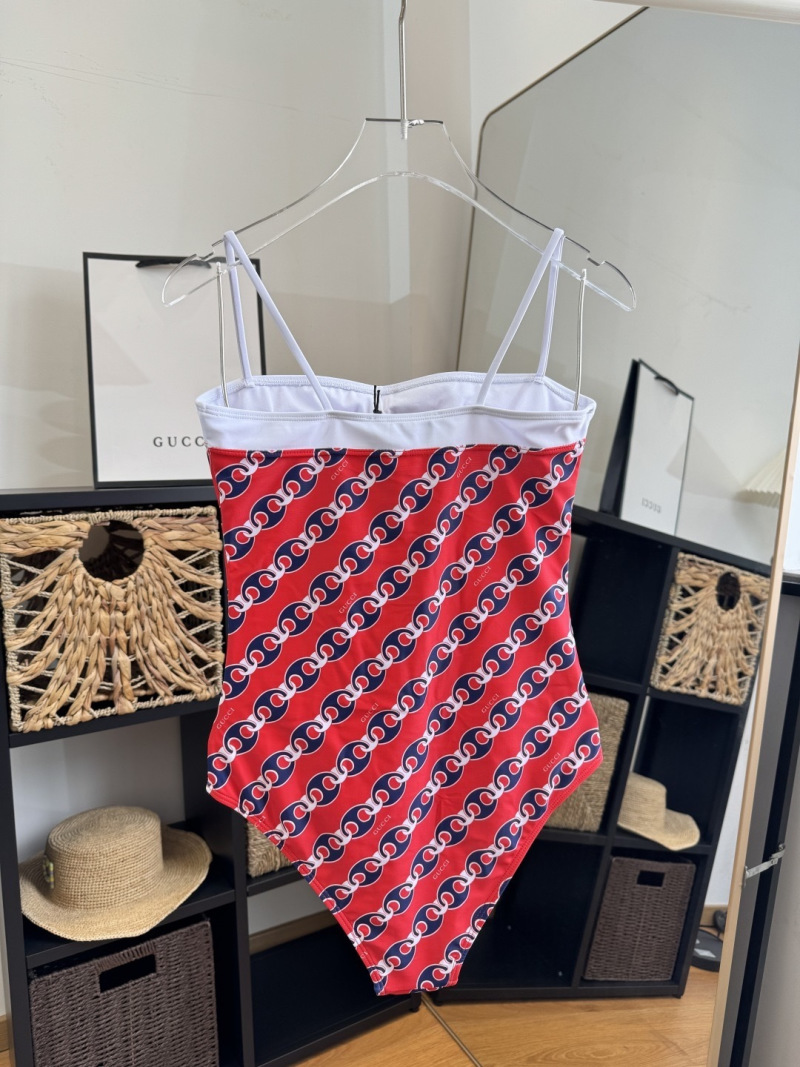 Купальник Gucci женский красный с принтом