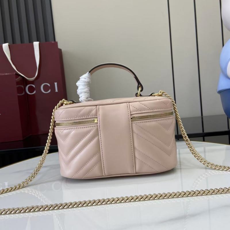 Сумка Gucci розовая с цепочкой