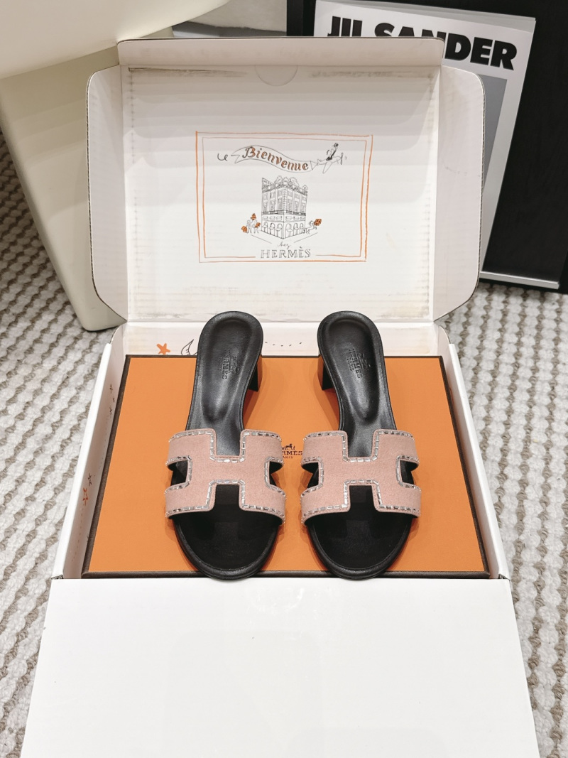 Женские сабо с орнаментом в виде буквы H Hermès