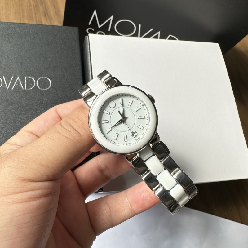 Часы Movado