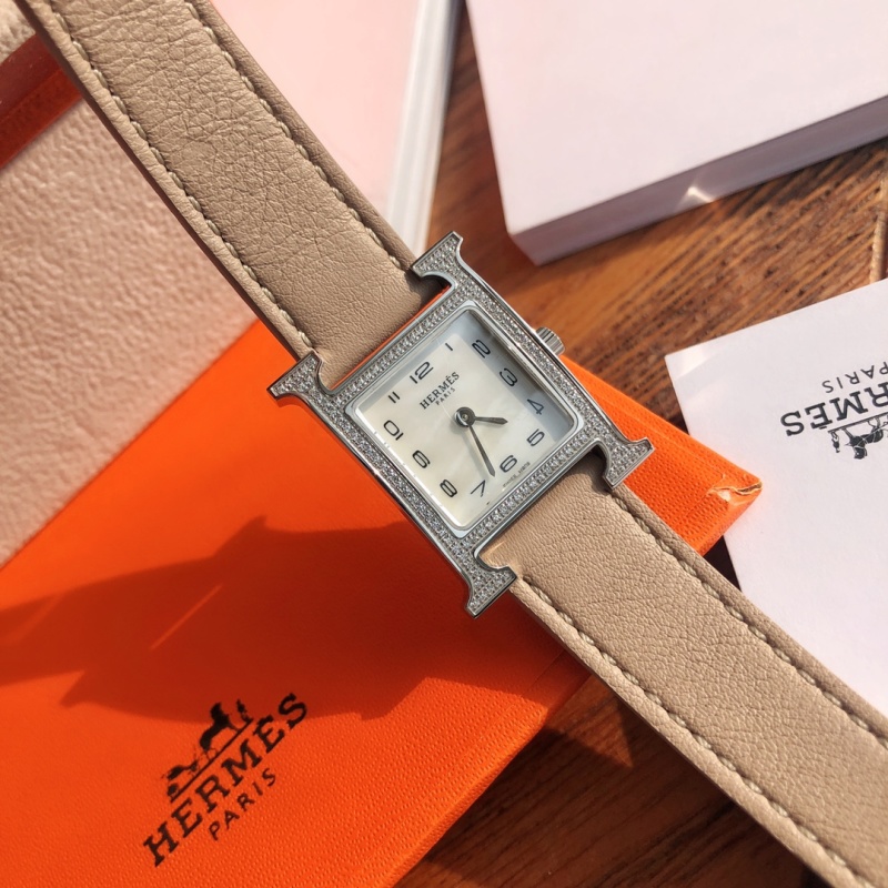 Часы Hermès