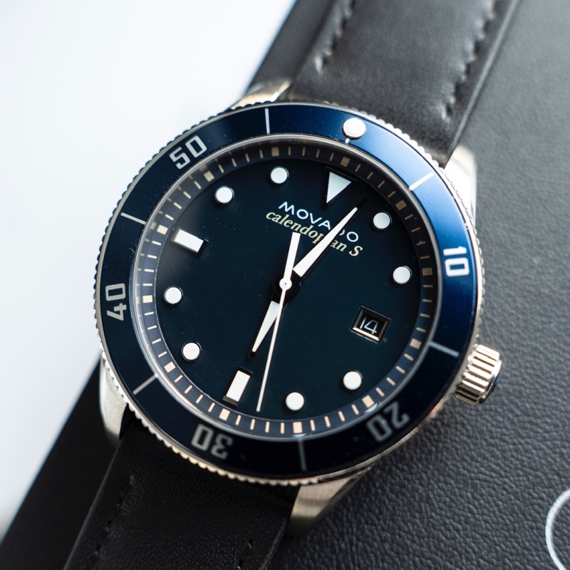 Часы Movado