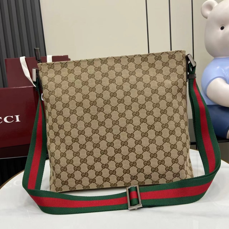 Сумка Gucci с монограммой