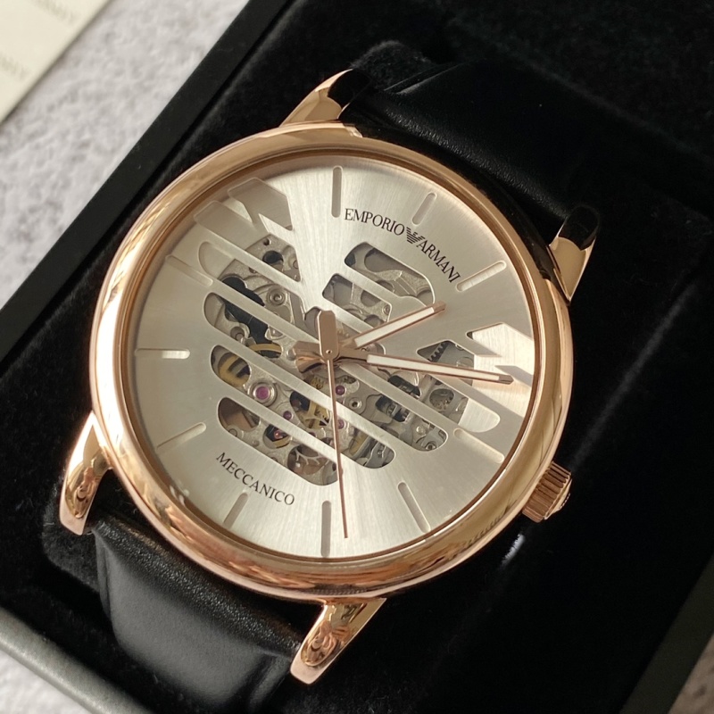 Часы Armani