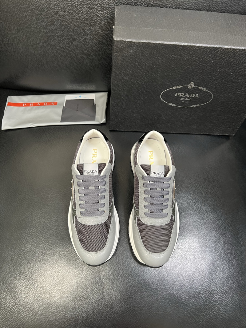 Мужские кроссовки Prada