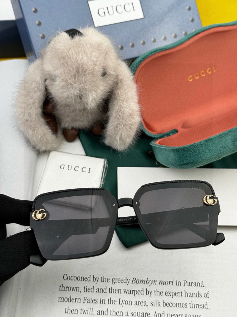 Солнцезащитные очки Gucci G6130 квадратные