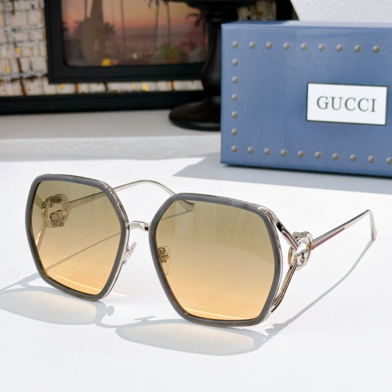 Солнцезащитные очки Gucci модель GG1621
