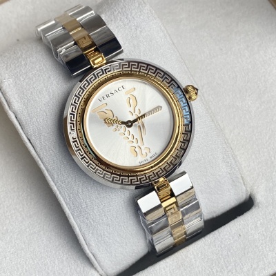 Часы Versace