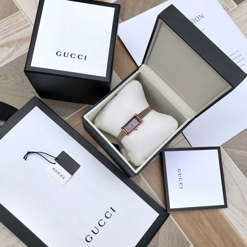 Часы Gucci