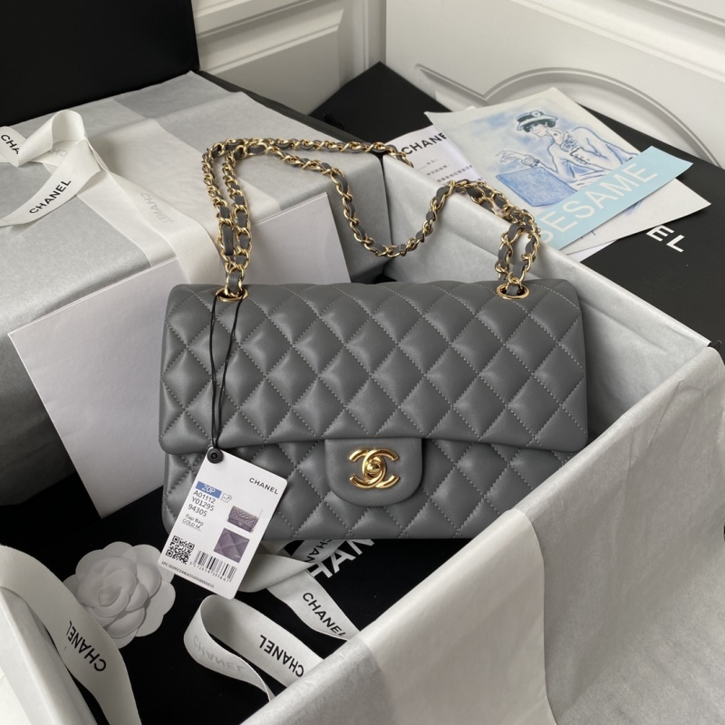 Сумка с крест-накрест декором, серая Chanel