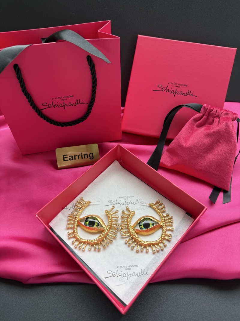 Серьги в виде глаз Schiaparelli