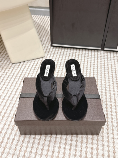 Женские бархатные шлепанцы Alaia на каблуке