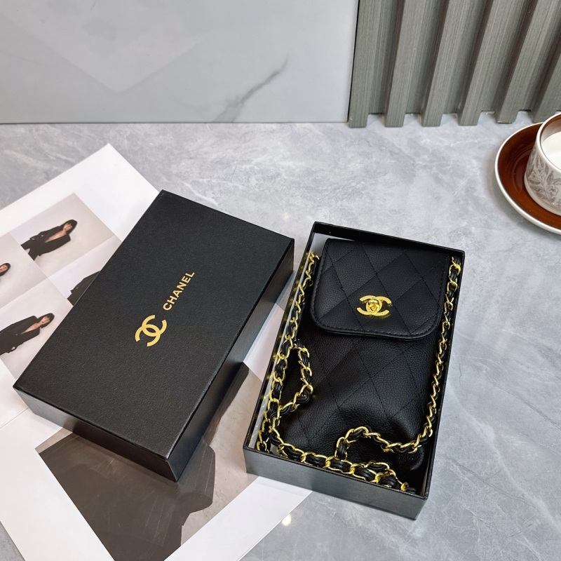 Кошелек Chanel с цепочкой