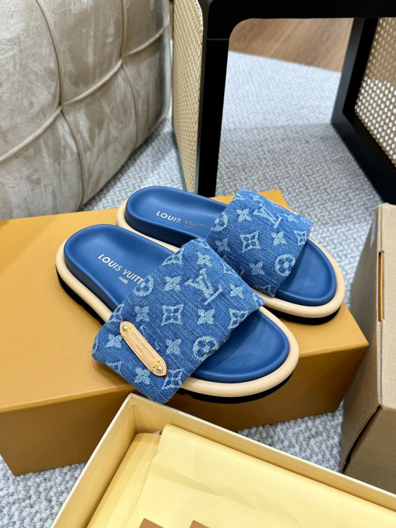 Женские шлепанцы с принтом монограммы и платформой Louis Vuitton