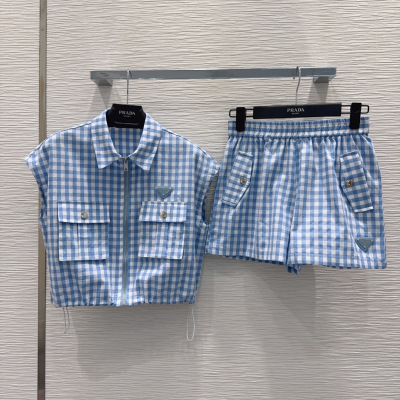 Женский комплект Prada, жакет и шорты в сине-белую клетку
