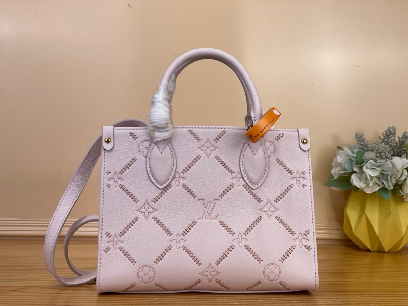 Сумка Louis Vuitton с монограммой