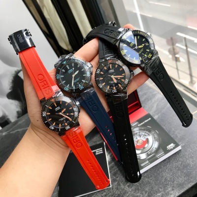 Часы Oris