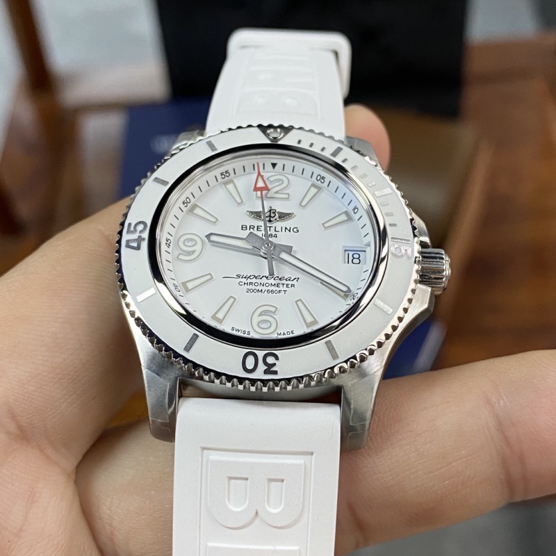 Часы Breitling