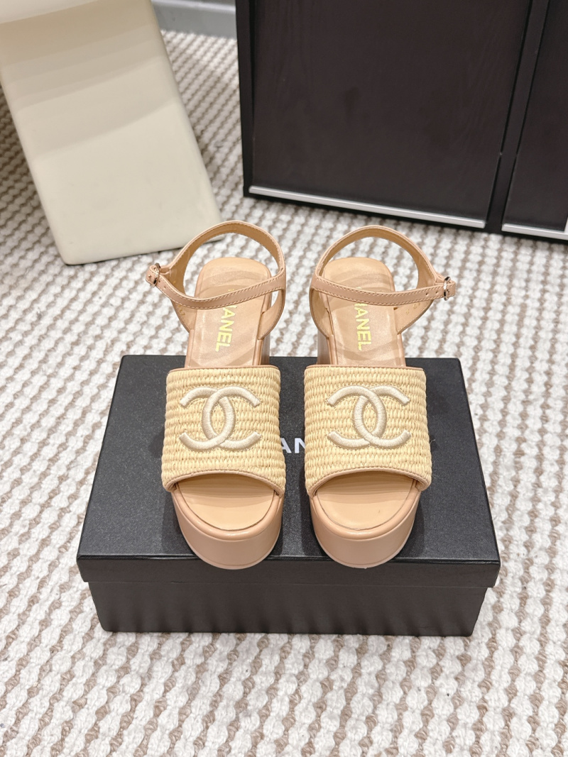 Женские шлепанцы с толстой подошвой и логотипом Chanel