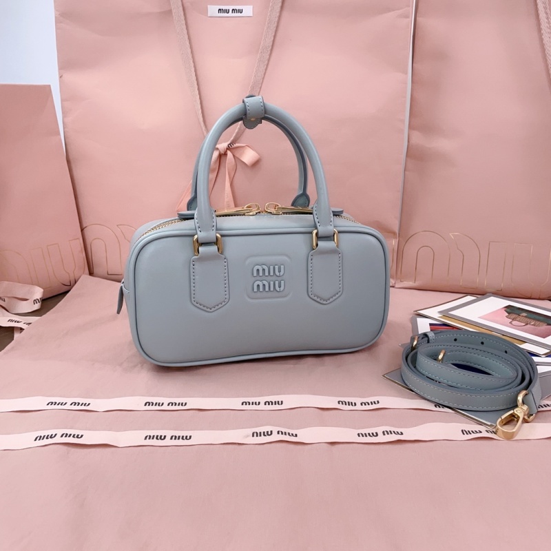 Сумка Miu Miu модель 5BB142