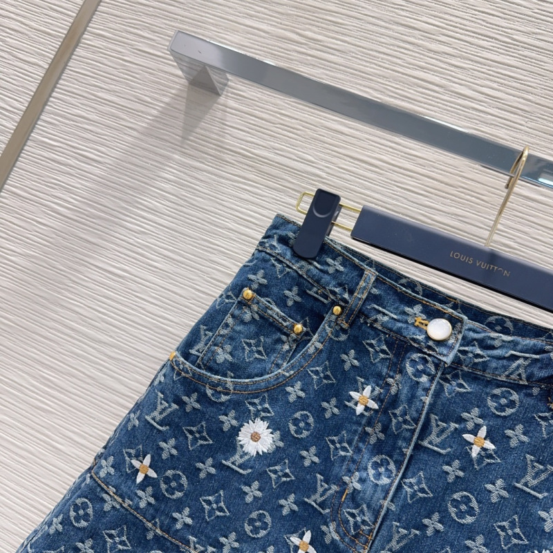 Джинсовая юбка с цветочной вышивкой Louis Vuitton