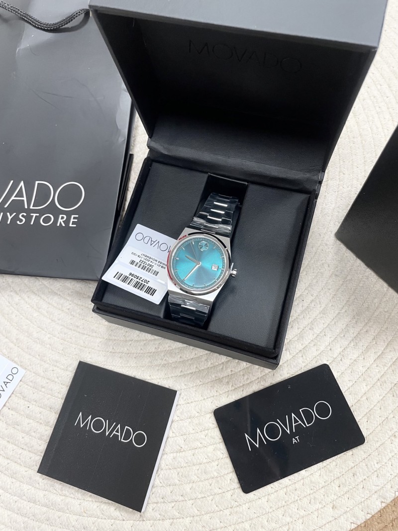 Часы Movado