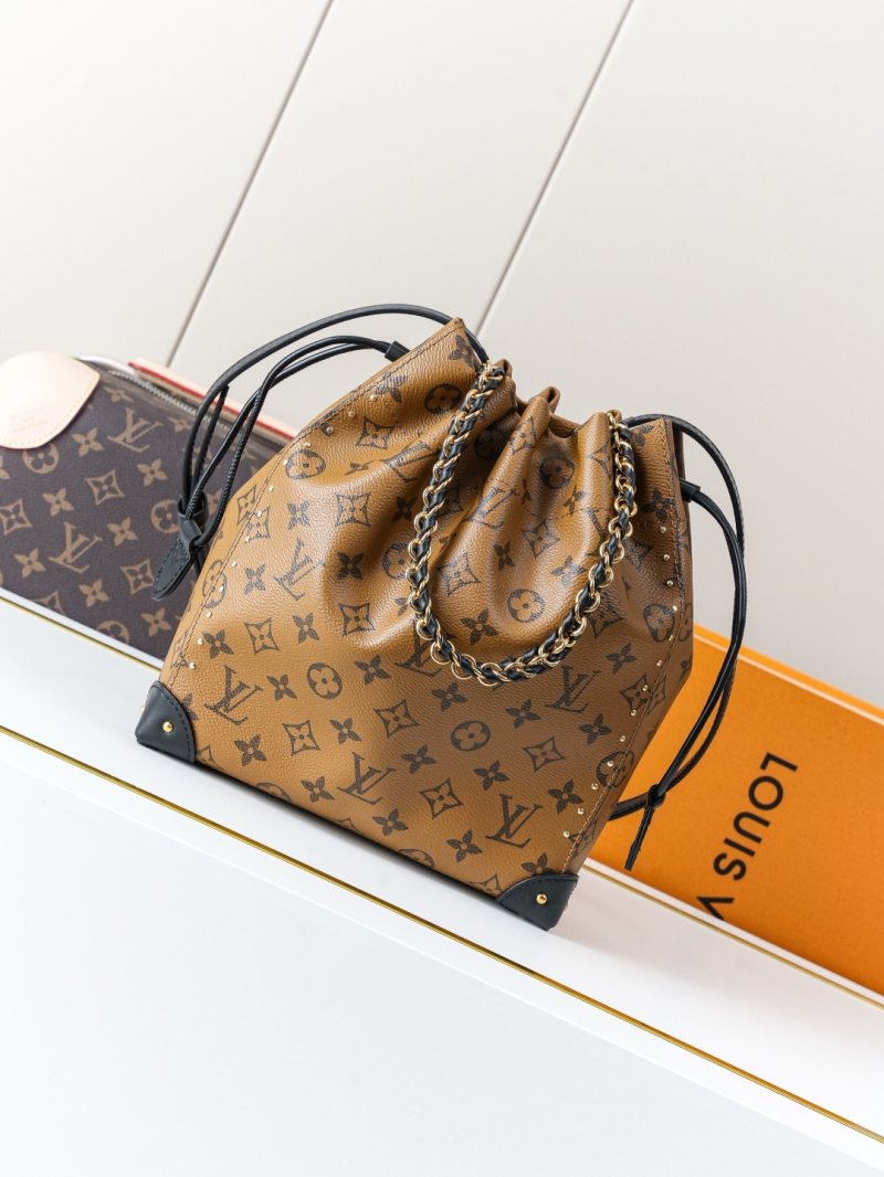 Сумка Louis Vuitton Noé из монограммной ткани