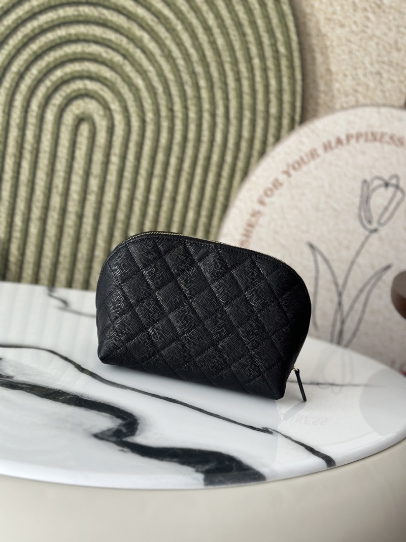Косметичка из натуральной кожи Chanel