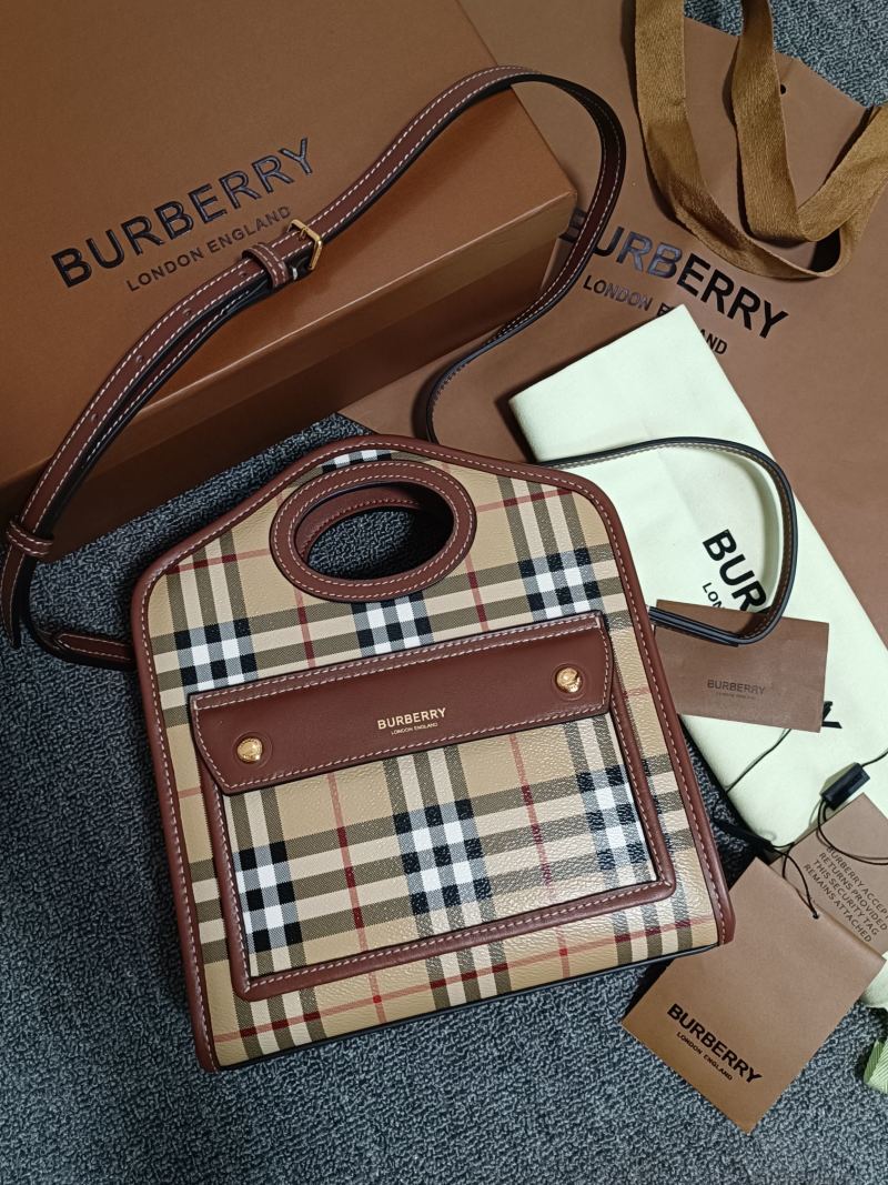 Сумка Burberry с классическим принтом и кожаной отделкой