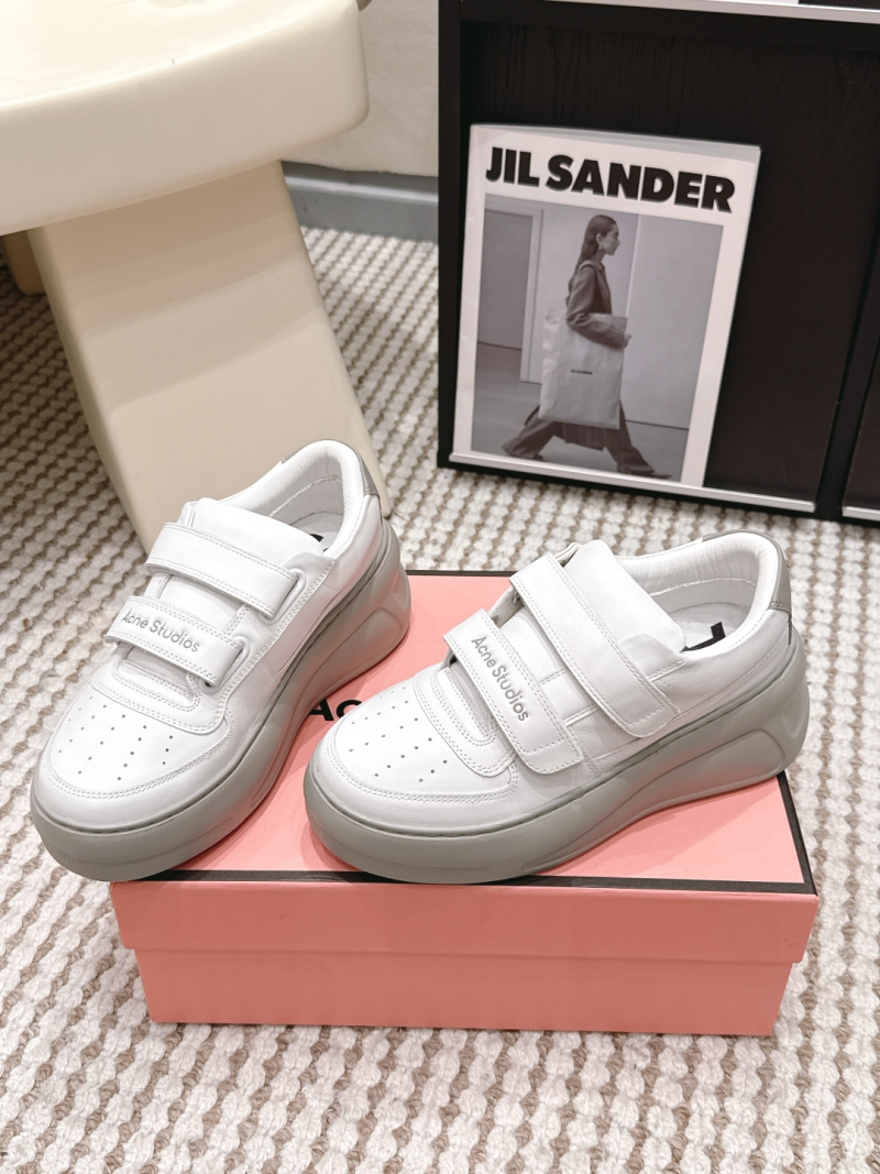 Женские кроссовки Acne Studios Velcro