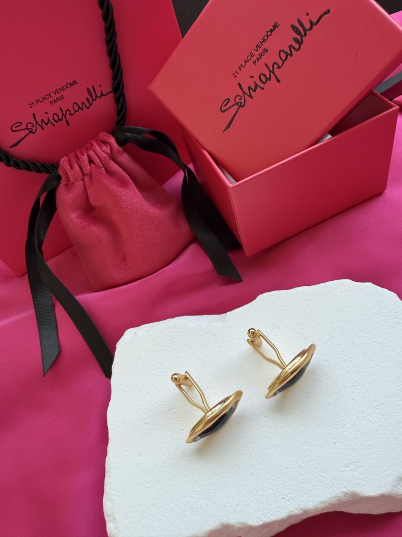 Серьги в форме глаза Schiaparelli
