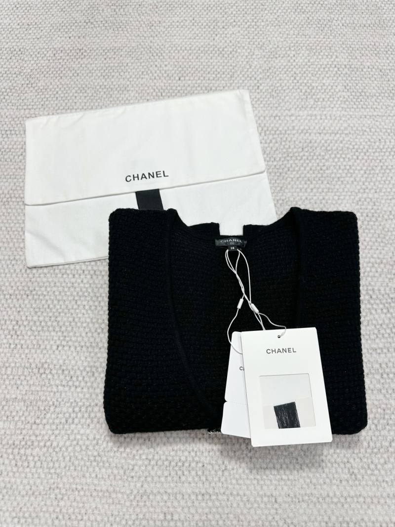 Укороченный черный кардиган Chanel