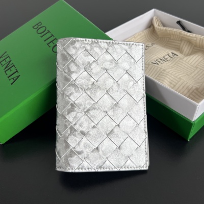 Паспортный держатель Bottega Veneta плетеный серебристый