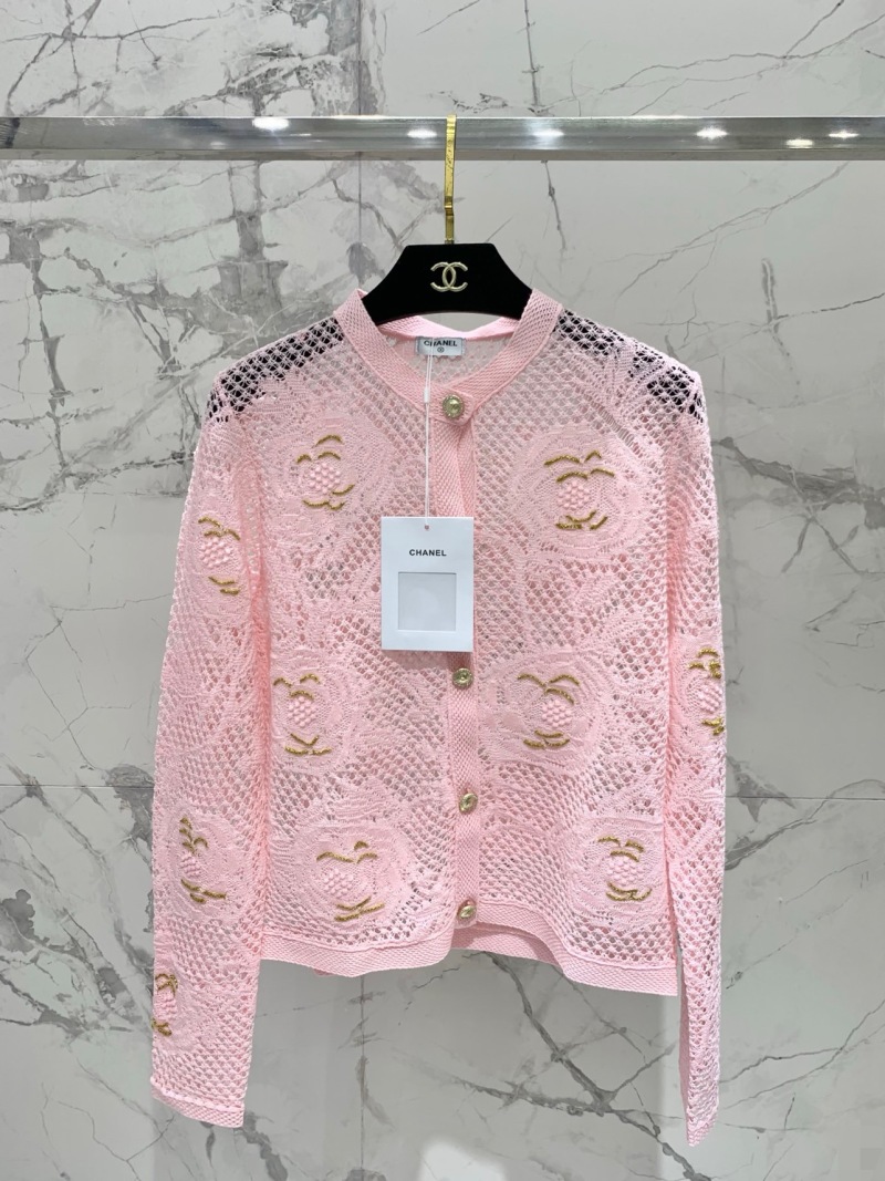 Розовый ажурный вязаный кардиган с золотистой вышивкой Chanel