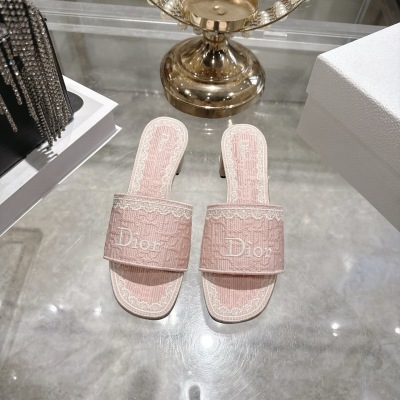 Пара мюли с вышивкой Dior