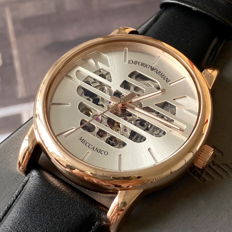 Часы Armani